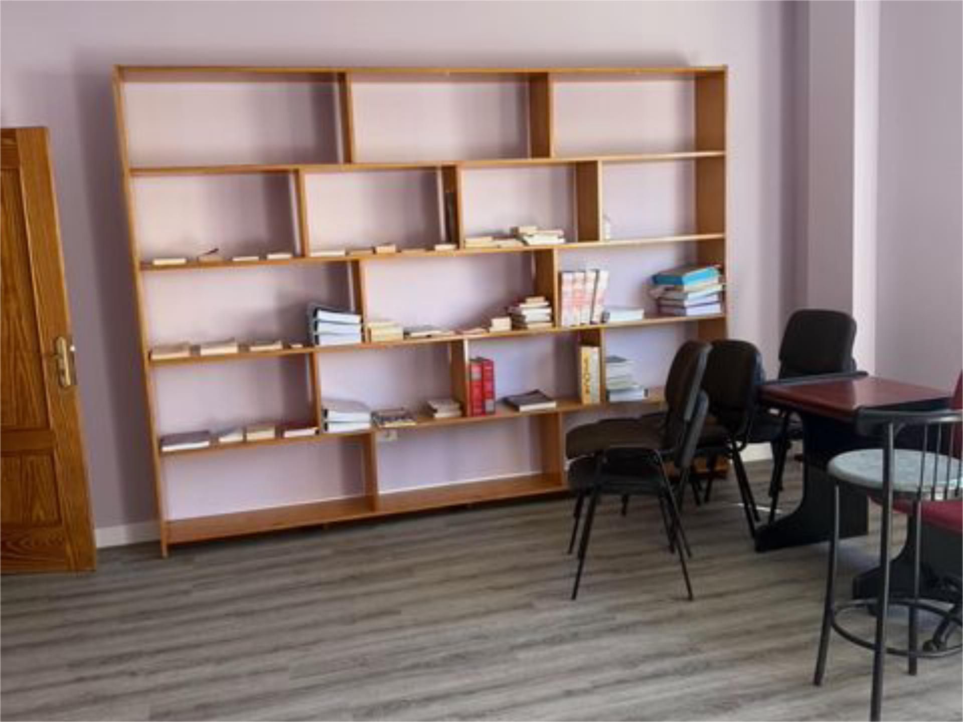 Oficina de lloguer en Arona