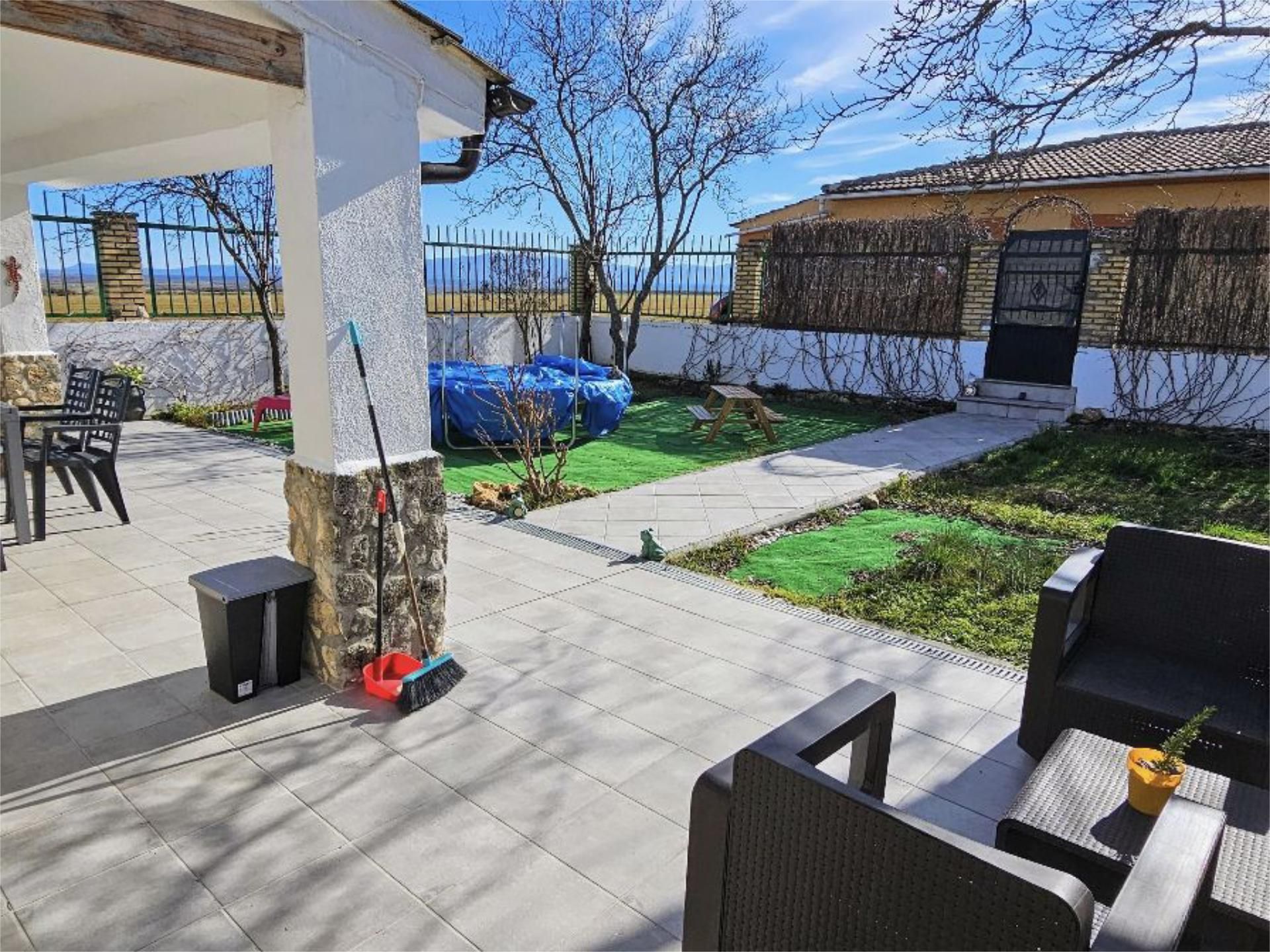 Garden of House or chalet for sale in Fresno de la Fuente