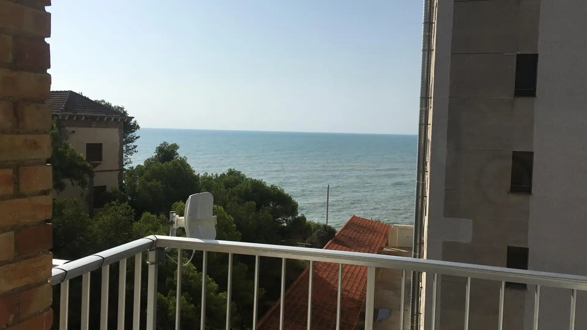 Pis de lloguer a Calle Almeria, 22, Playa de la Concha Dormitori de Pis de lloguer en Oropesa del Mar / Orpesa amb Calefacció, Jardí privat i Parquet