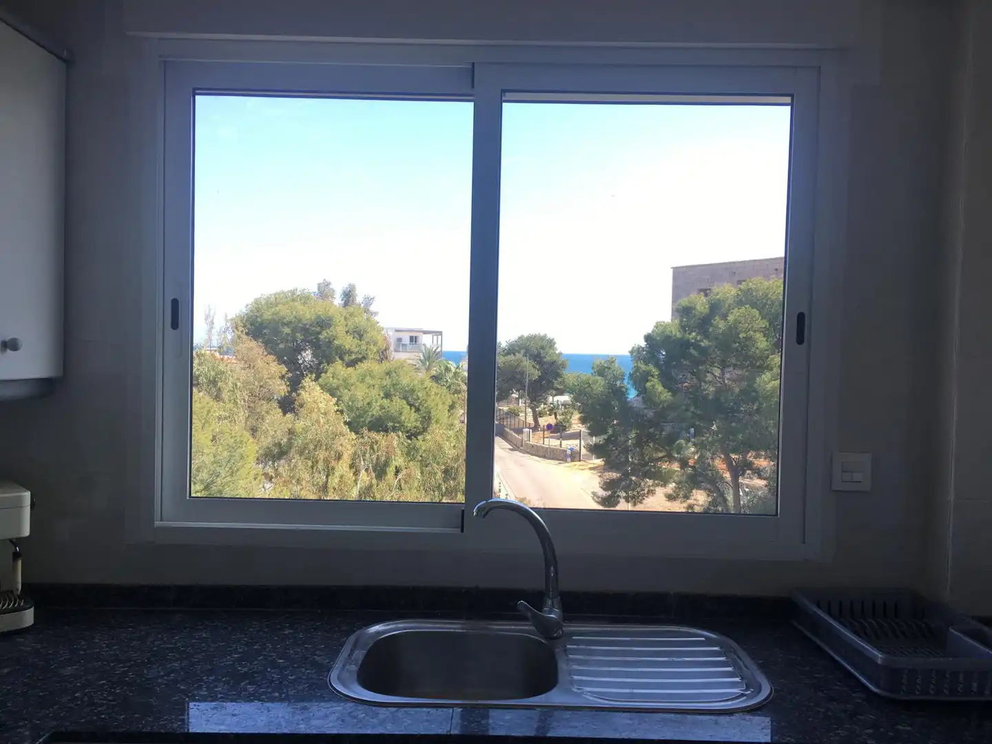Pis de lloguer a Calle Almeria, 22, Playa de la Concha Cuina de Pis de lloguer en Oropesa del Mar / Orpesa amb Calefacció, Jardí privat i Parquet