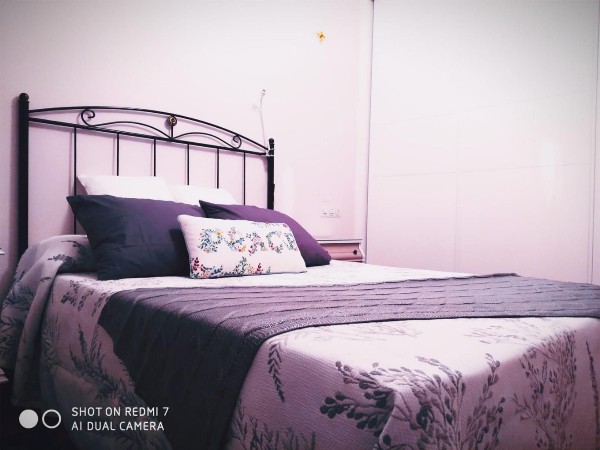 Bedroom of Flat to rent in Santiago de Compostela   with Heating, Furnished and Oven