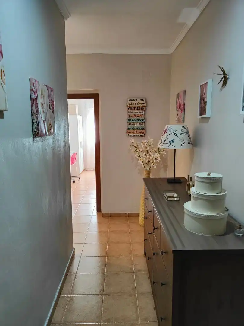 Wohnung zum Verkauf in La Línea de la Concepción mit Klimaanlage, Heizung und Terrasse