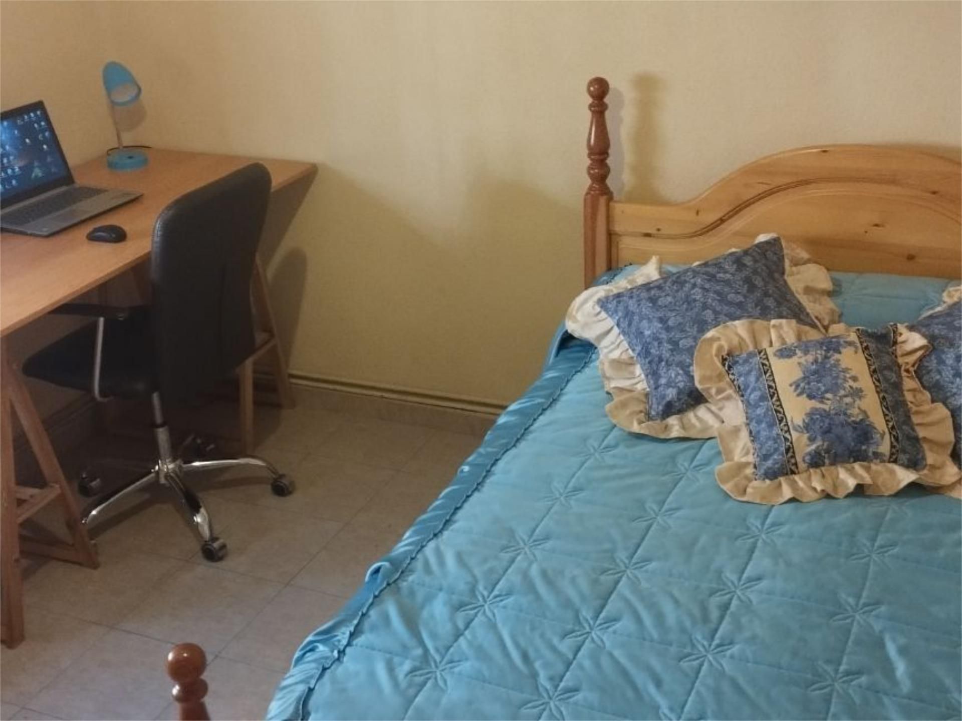 Bedroom of Flat to rent in Salamanca Capital