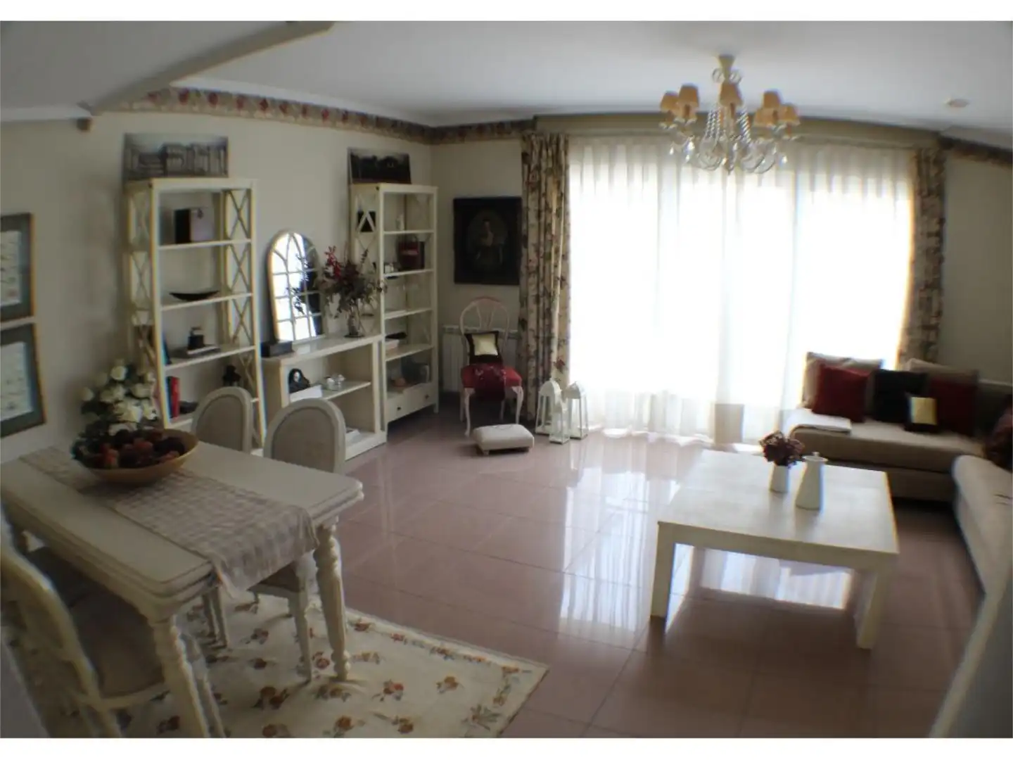 Wohnzimmer von Wohnung zum Verkauf in Alcañiz mit Klimaanlage, Heizung und Privatgarten
