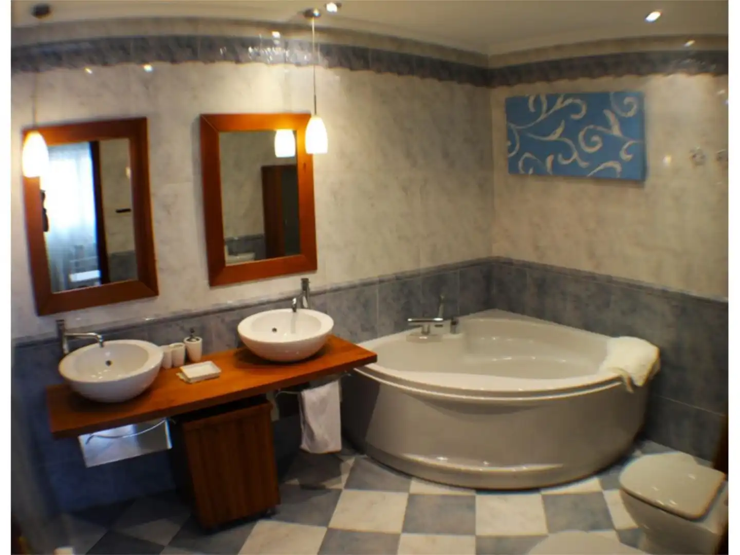 Badezimmer von Wohnung zum Verkauf in Alcañiz mit Klimaanlage, Heizung und Privatgarten