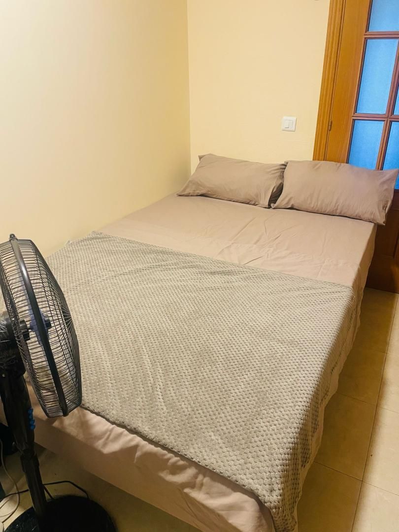Dormitori de Pis per a compartir en Málaga Capital amb Jardí privat, Parquet i Terrassa