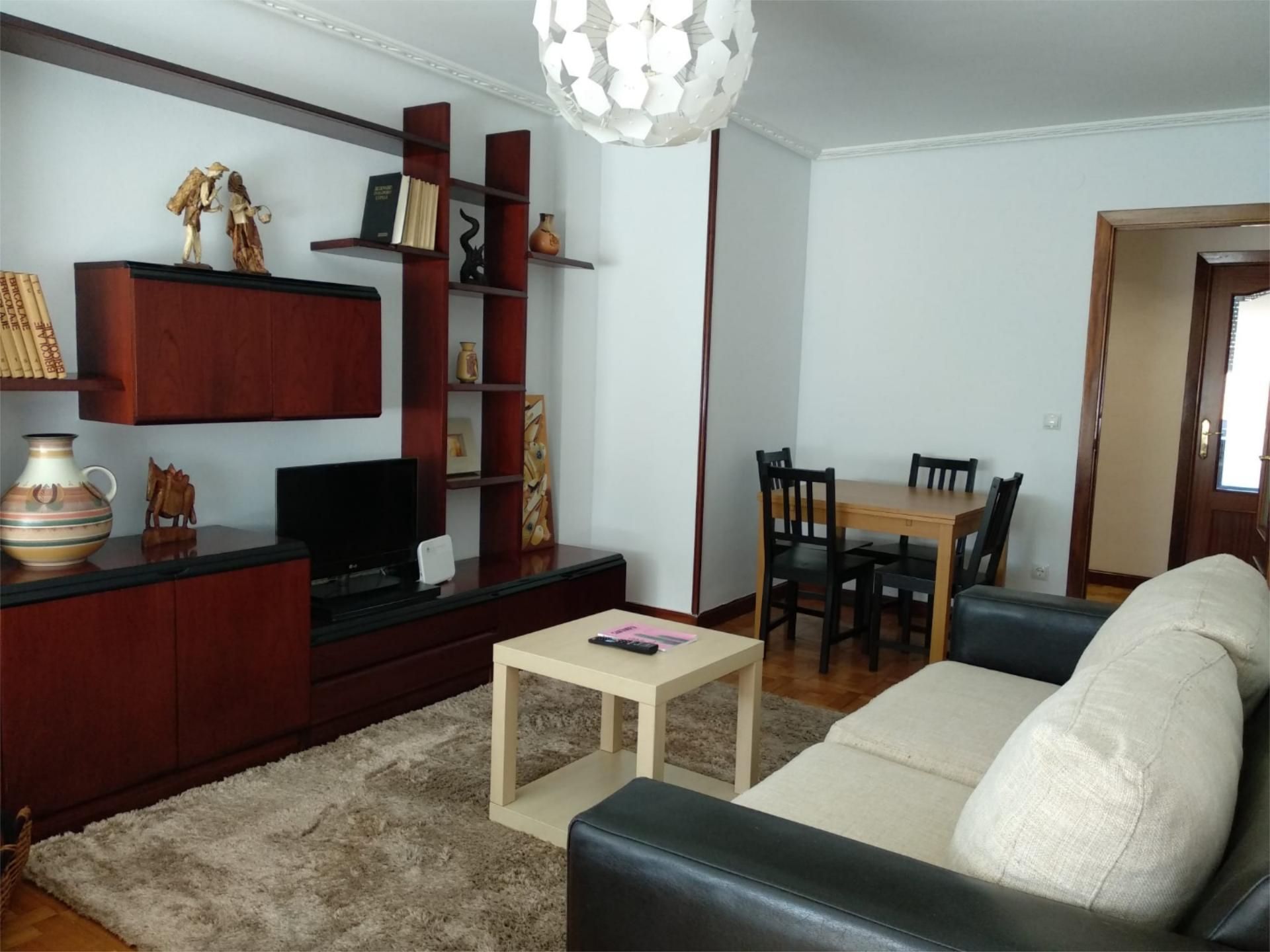 Living room of Flat to share in Santander  with Heating, Parquet flooring and Terrace
