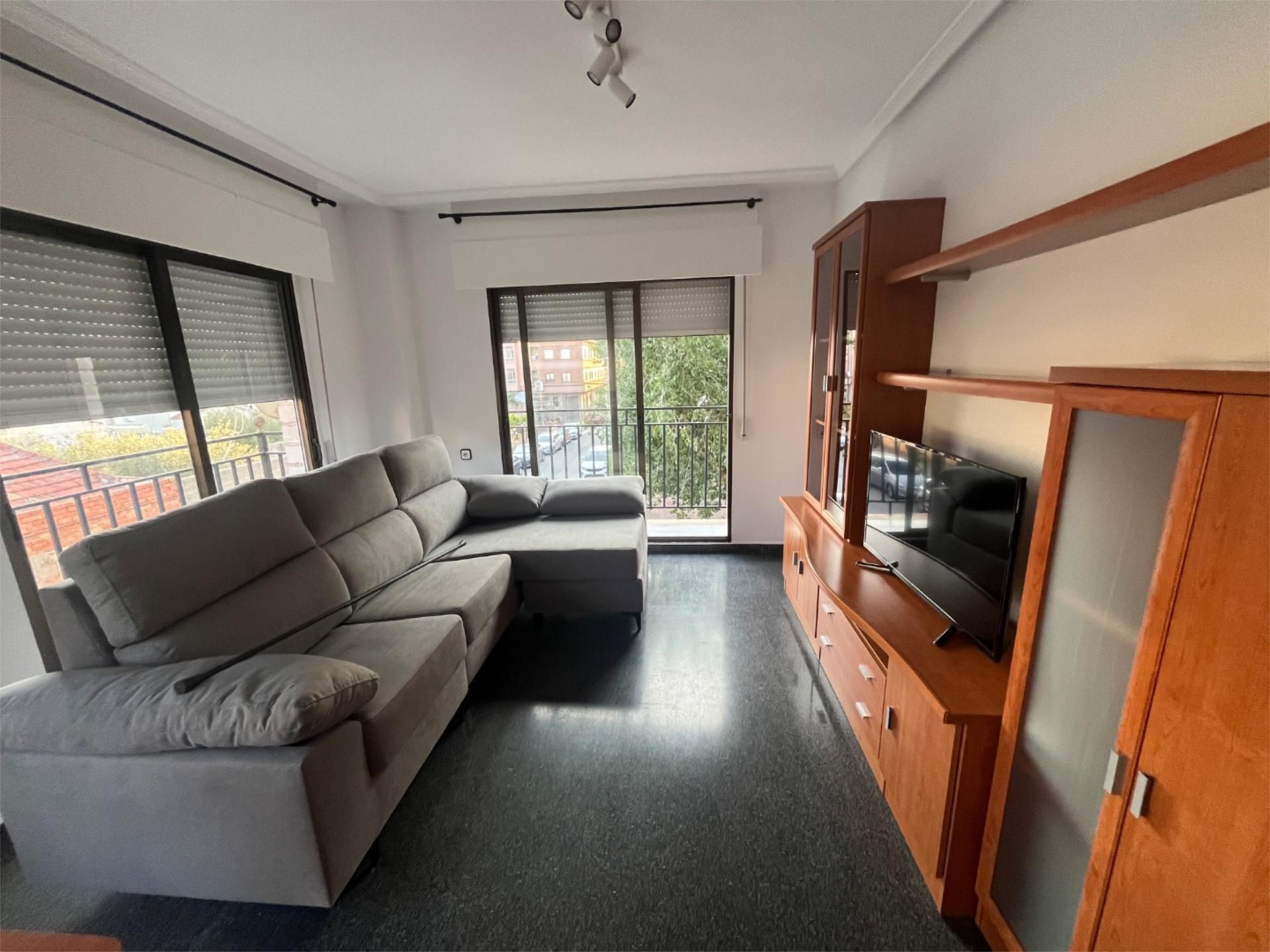 Living room of Flat to rent in Petrer  with Air Conditioner, Private garden and Furnished