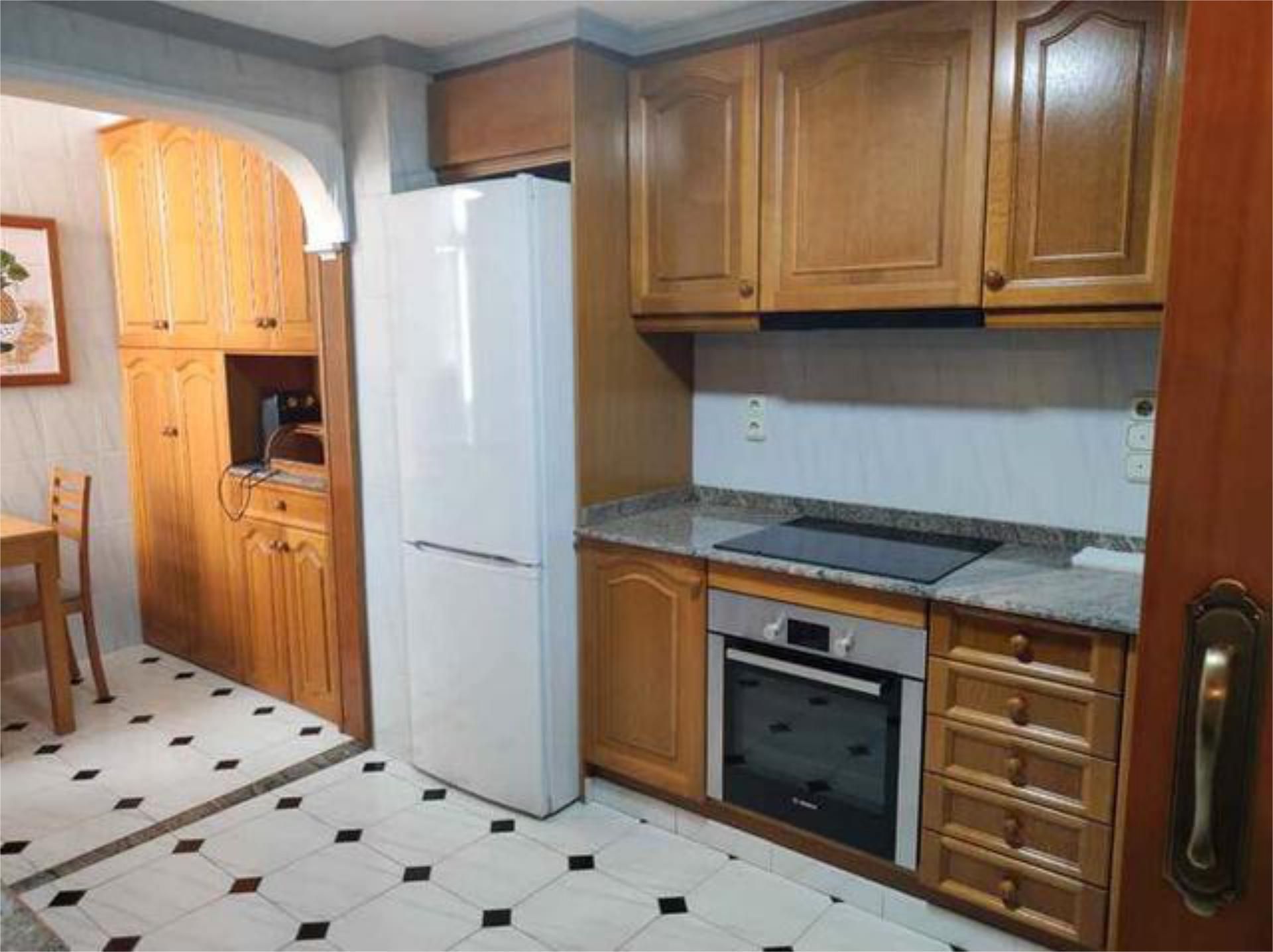 Kitchen of Flat to rent in Ibi  with Heating and Furnished