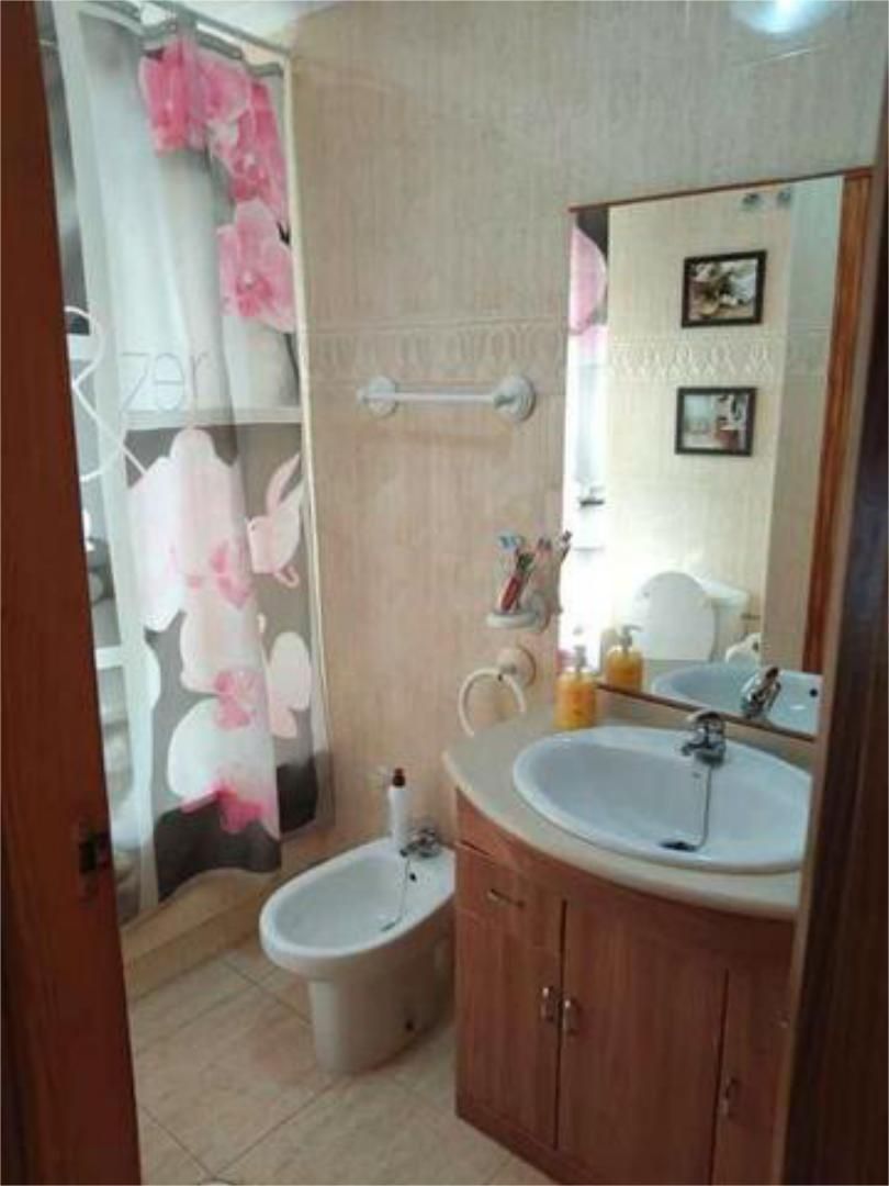 Bany de Apartament en venda en La Manga del Mar Menor amb Terrassa i Piscina