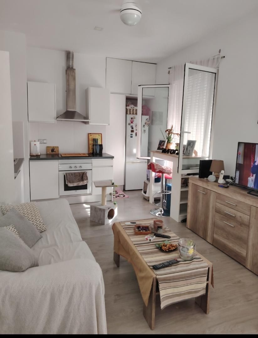 Cuina de Pis en venda en Alicante / Alacant amb Calefacció, Jardí privat i Parquet