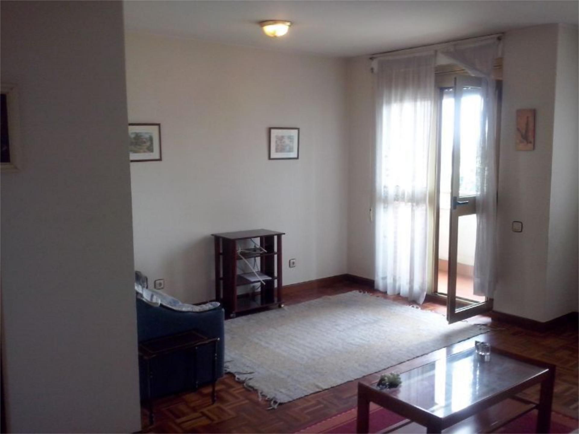 Living room of Flat to rent in Santander  with Heating, Parquet flooring and Terrace