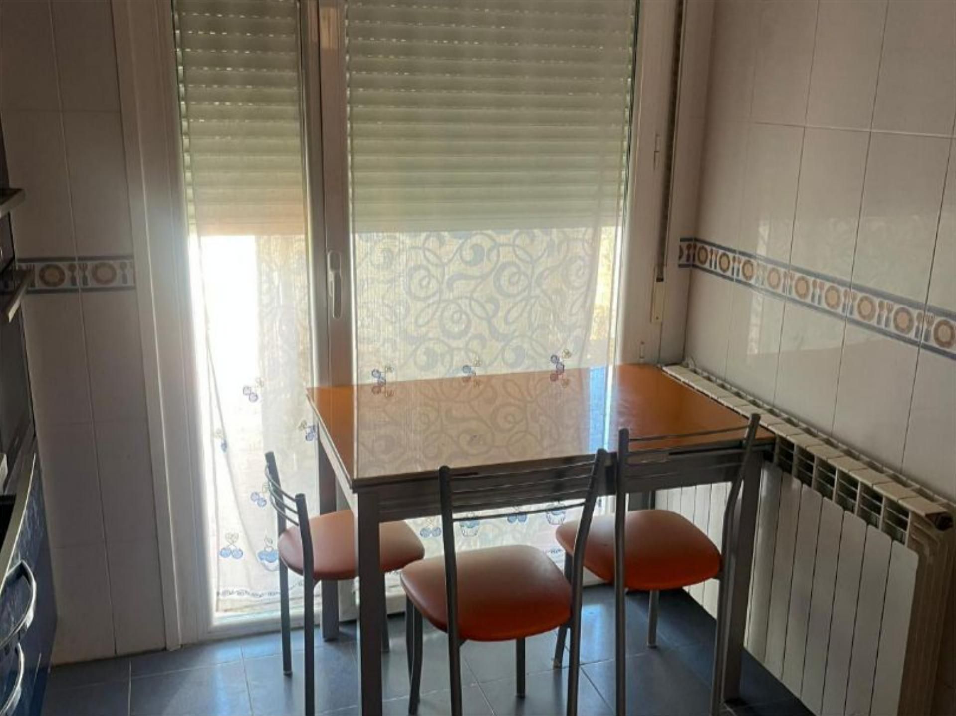 Dining room of Single-family semi-detached for sale in Renedo de Esgueva  with Private garden, Parquet flooring and Terrace