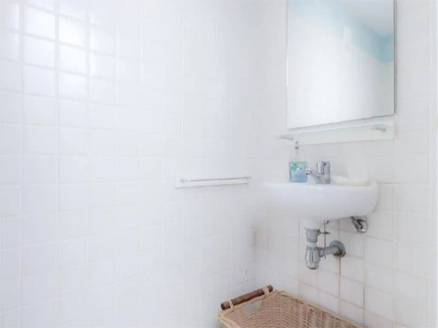 Baño de Apartamento de alquiler en Benicasim / Benicàssim con Calefacción, Jardín privado y Terraza