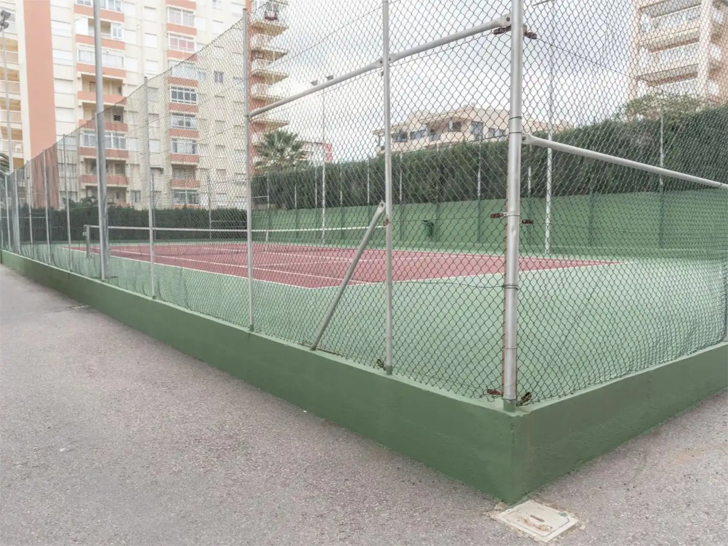 Parking de Apartamento de alquiler en Benicasim / Benicàssim con Calefacción, Jardín privado y Terraza