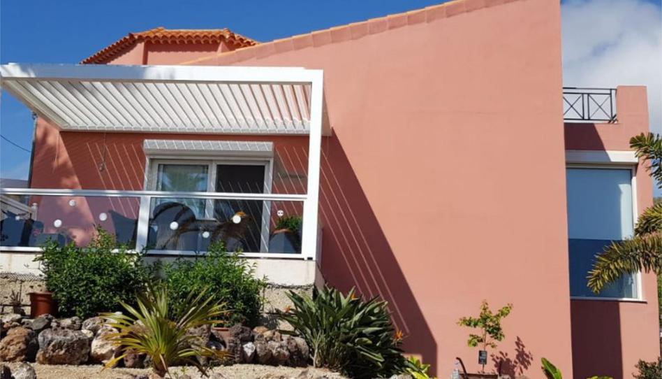 Flat for sale in Callejón Tempano, 30, La Camella, Santa Cruz de Tenerife - image 1 Photo 1 of Flat for sale in Callejón Tempano, 30, La Camella, Santa Cruz de Tenerife