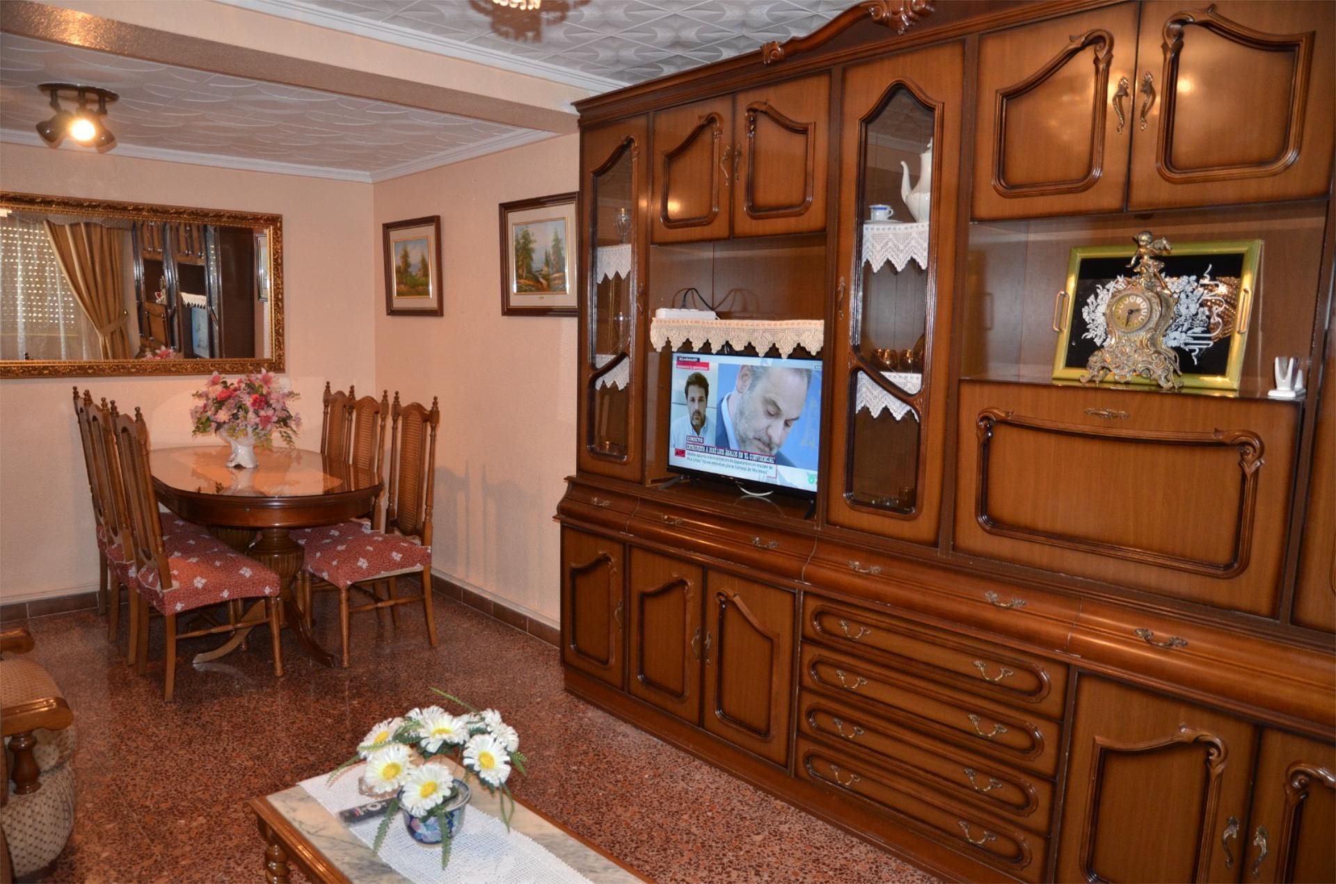 Dining room of Flat to rent in Utiel  with Heating, Parquet flooring and Furnished