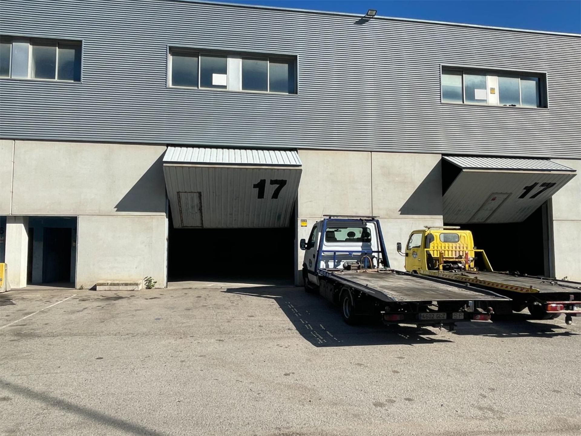 Parking of Industrial buildings for sale in Vallirana