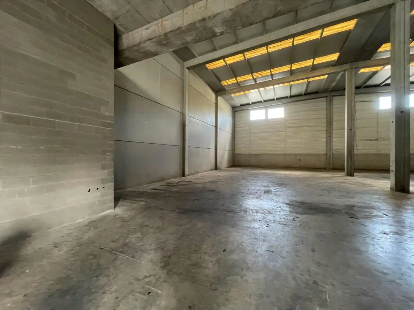 Nau industrial en venda a Carrer Solsonès, 1, Vallirana Nau industrial en venda en Vallirana