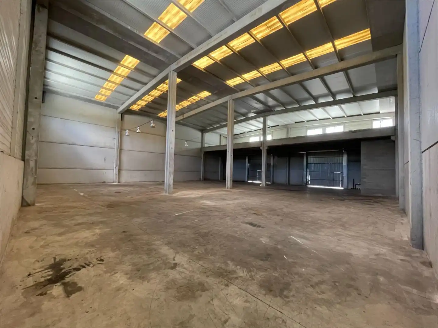 Nau industrial en venda a Carrer Solsonès, 1, Vallirana Nau industrial en venda en Vallirana