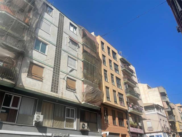 Piso en Venta en Calle Jaime Segarra, 2 en Campoamor