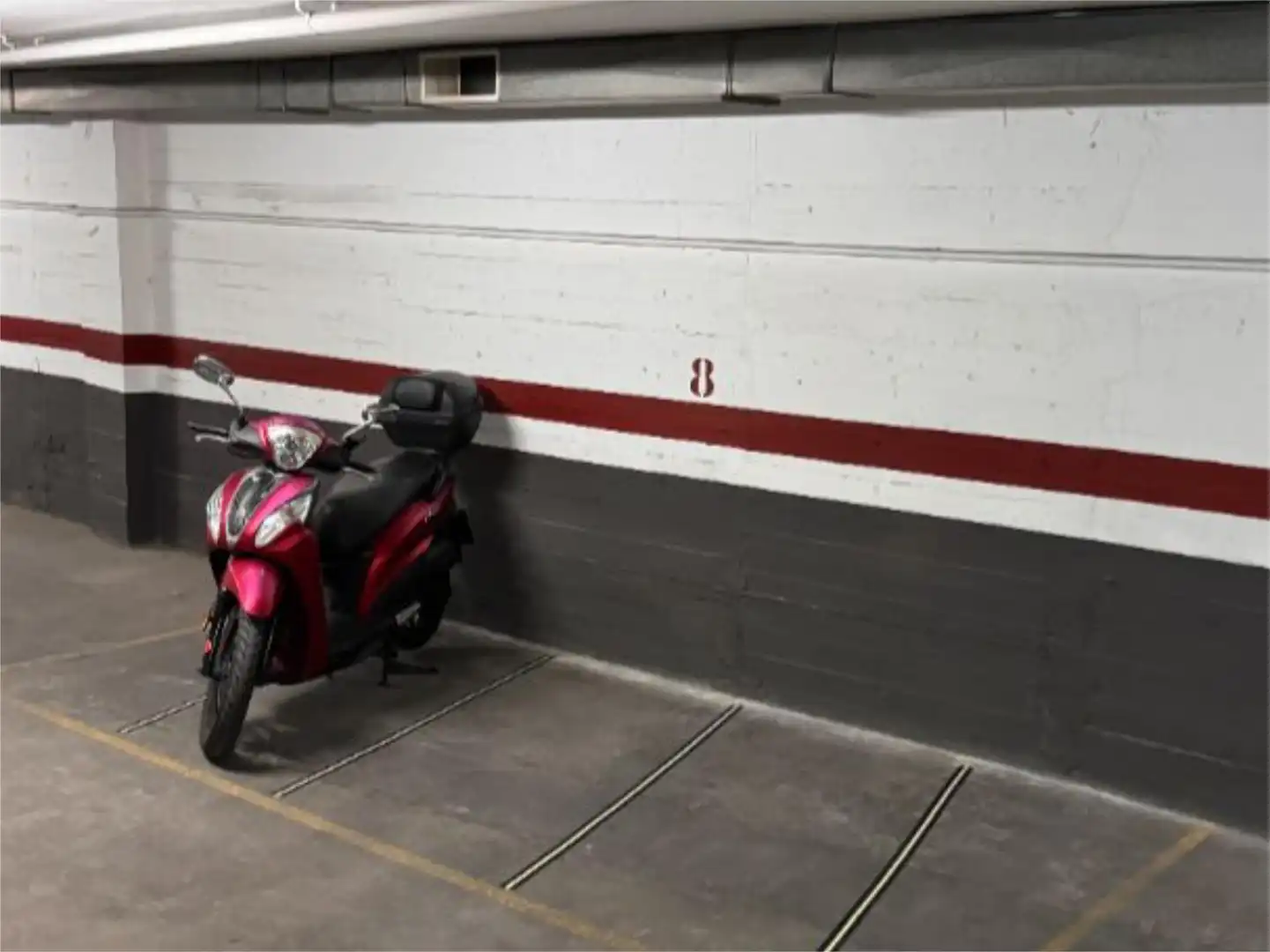 Garaje de alquiler en Carrer del Tinent Flomesta, 1, Sants Parking de Garaje de alquiler en Barcelona