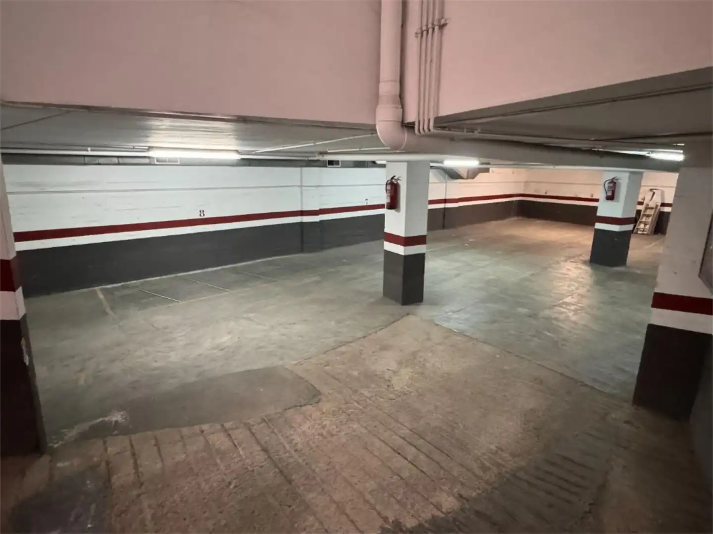 Garaje de alquiler en Carrer del Tinent Flomesta, 1, Sants Parking de Garaje de alquiler en Barcelona