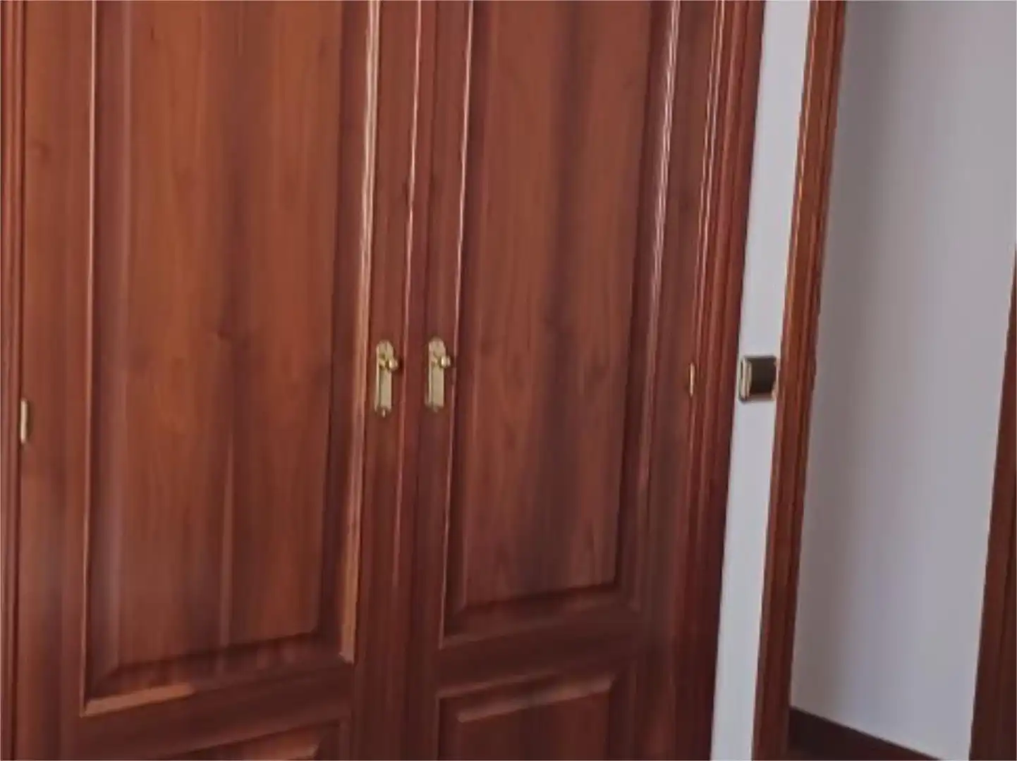 Habitación de Piso para compartir en Soria Capital  con Calefacción, Parquet y Amueblado