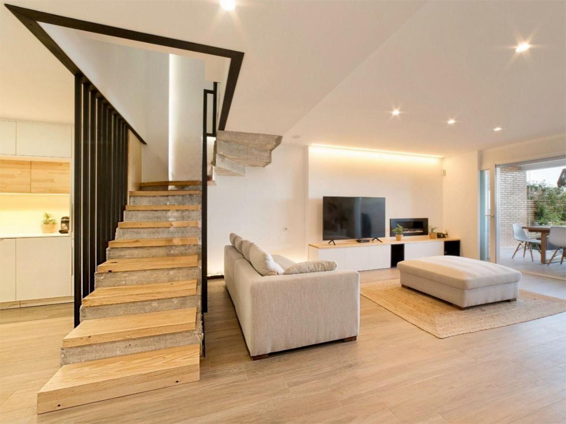 Living room of Single-family semi-detached to rent in El Campello  with Air Conditioner, Heating and Private garden