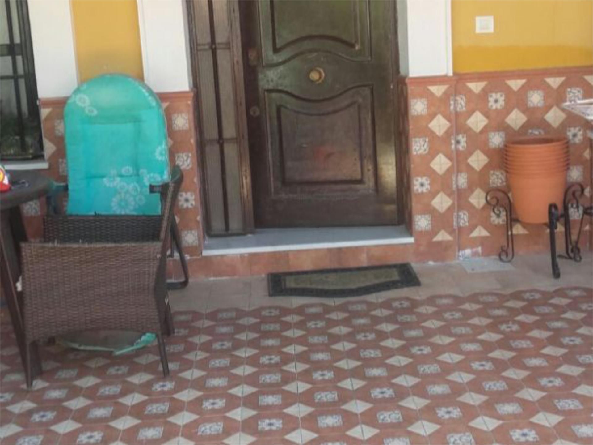 Casa adosada en venta en Guillena con Aire acondicionado, Calefacción y Jardín privado