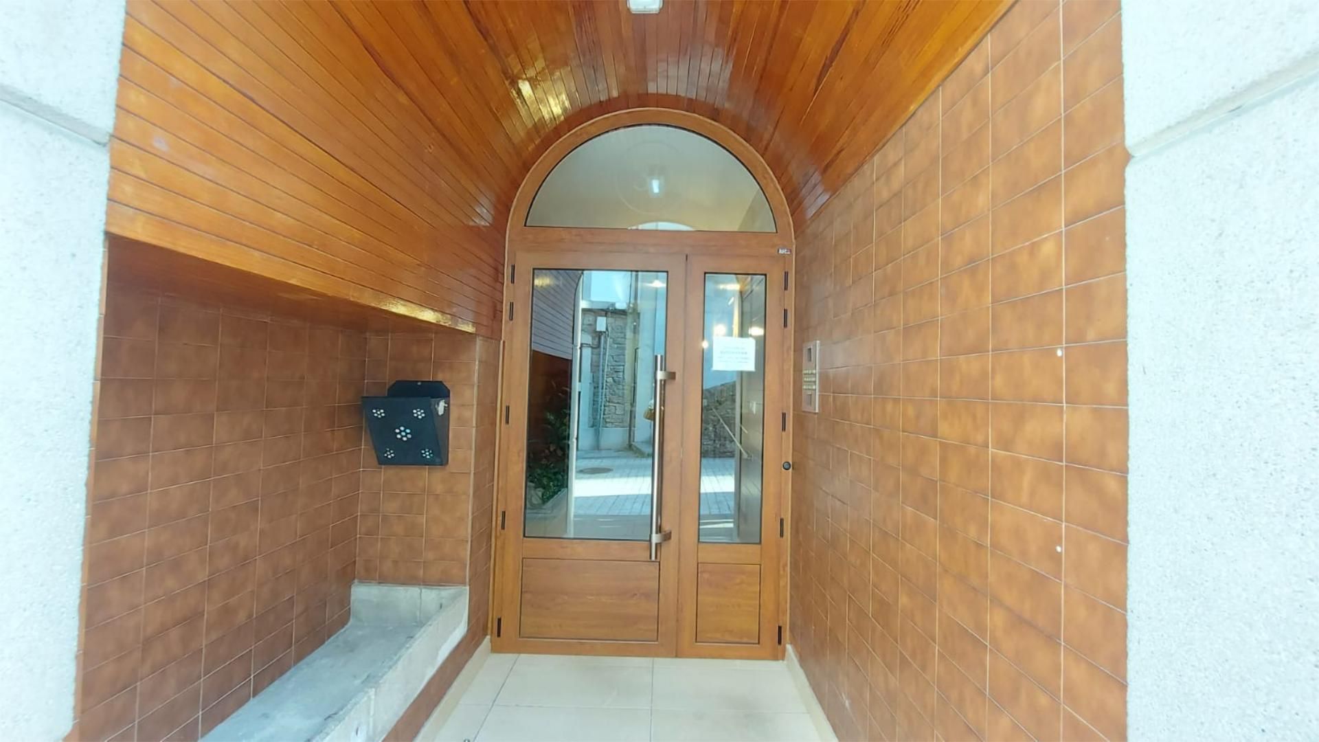 Piso en venta en Salas con Balcón