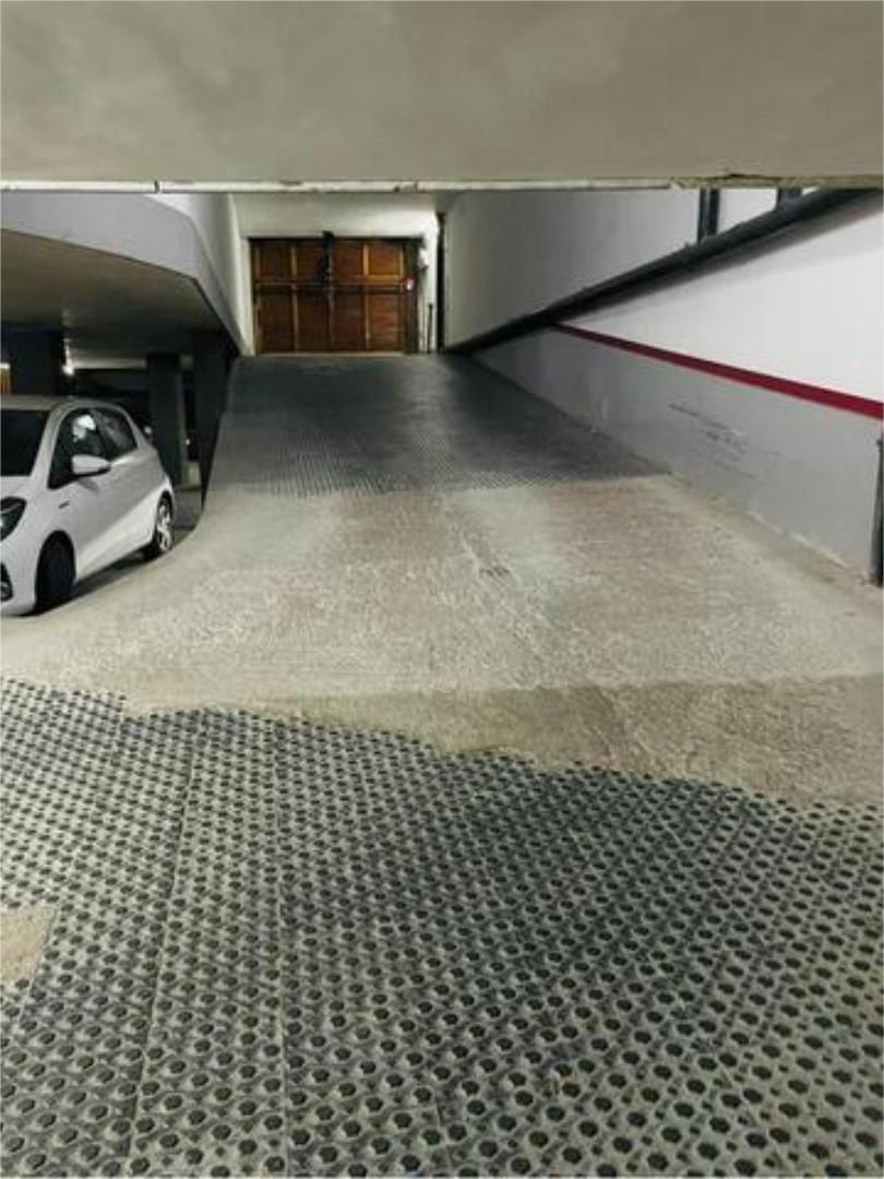 Garage to rent in Rubí