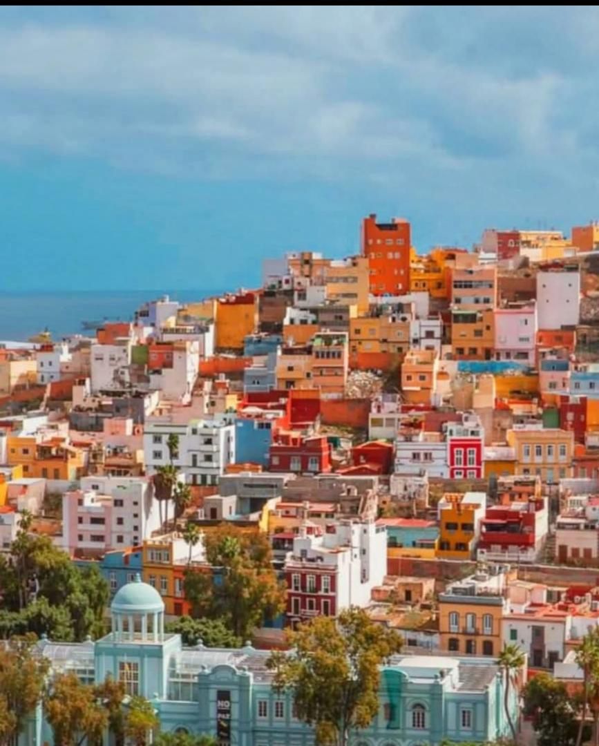 Vista exterior de Casa adosada de alquiler en Las Palmas de Gran Canaria con Parquet y Amueblado