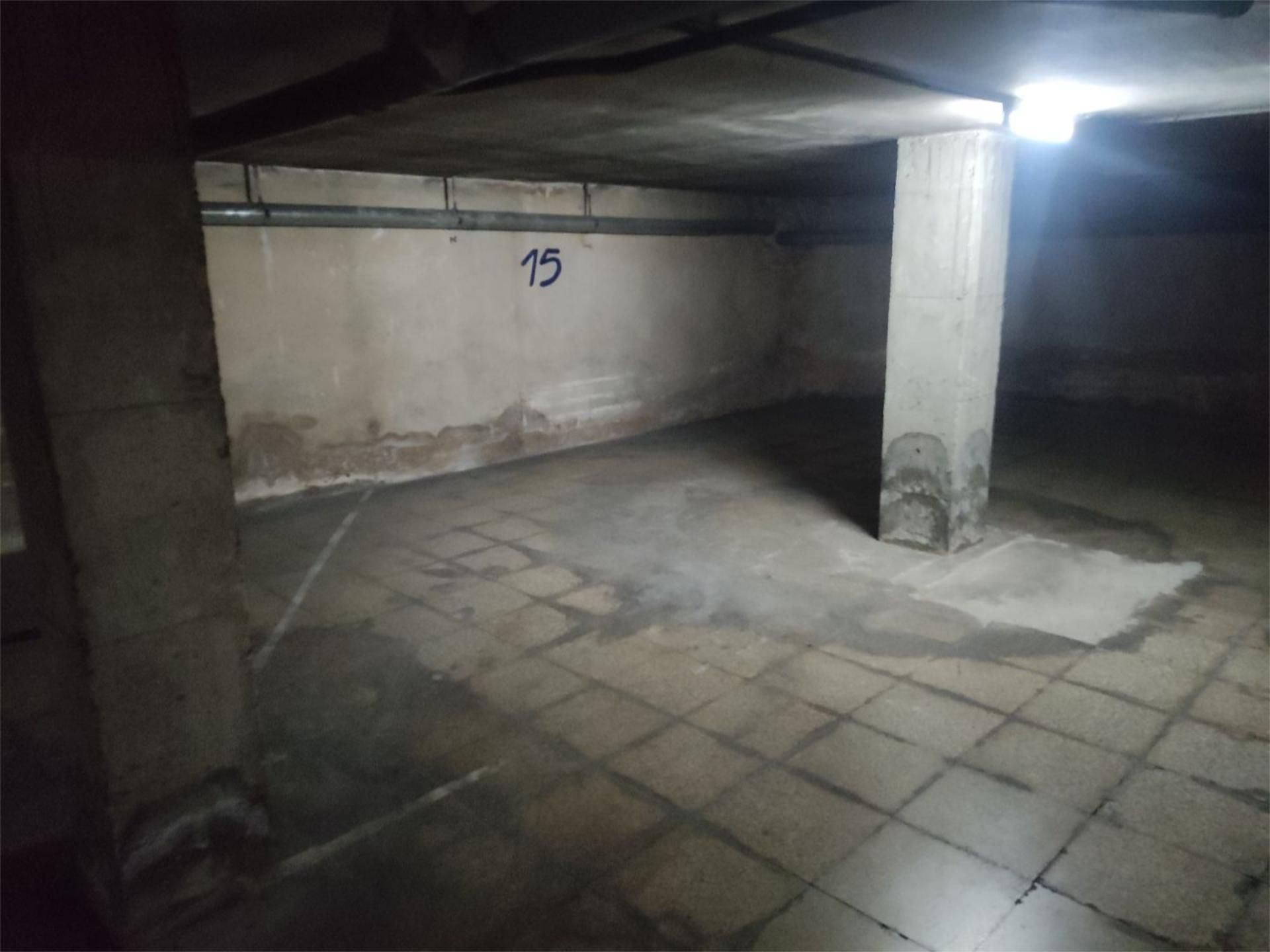 Parkplatz von Garage miete in Inca