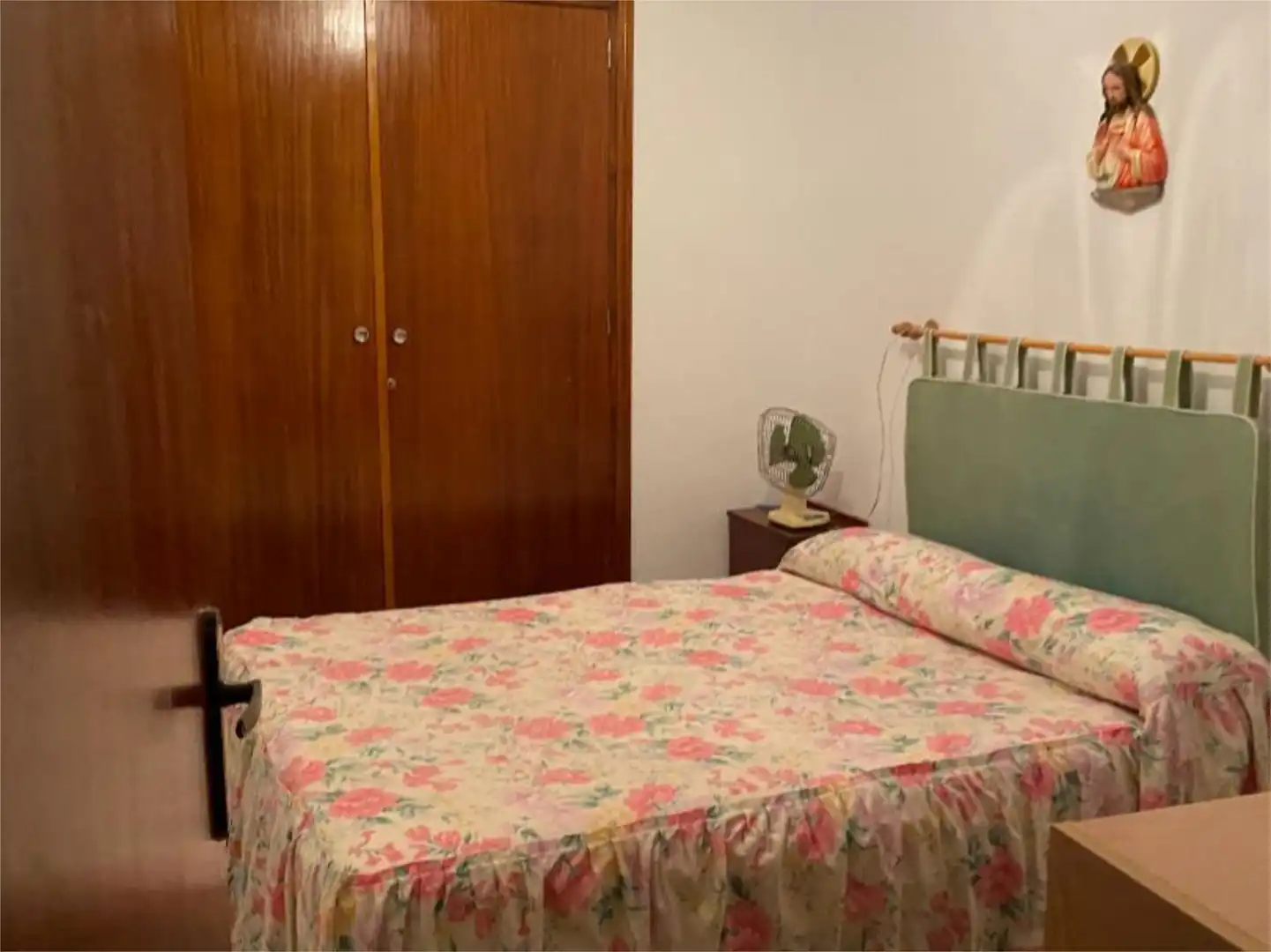 Habitación de Casa adosada en venta en Agudo con Calefacción, Terraza y Trastero