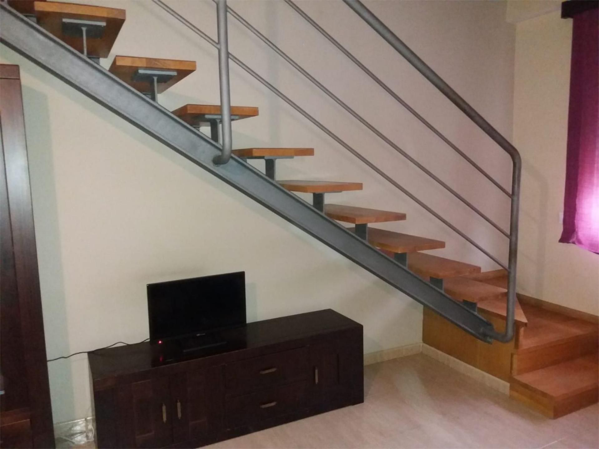 Dúplex de alquiler en Miguelturra con Calefacción, Parquet y Terraza