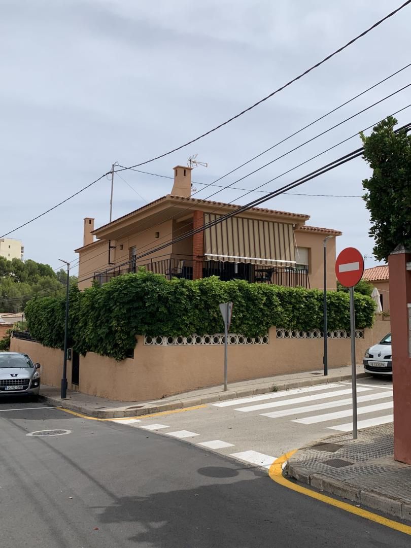 Exterior view of House or chalet for sale in Polop  with Heating, Private garden and Parquet flooring