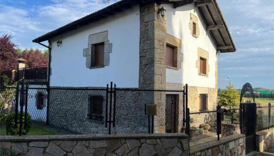 Casa o chalet en venta en Legutio, Araba - Álava - imagen 1 Foto 1 de Casa o chalet en venta en Legutio, Araba - Álava