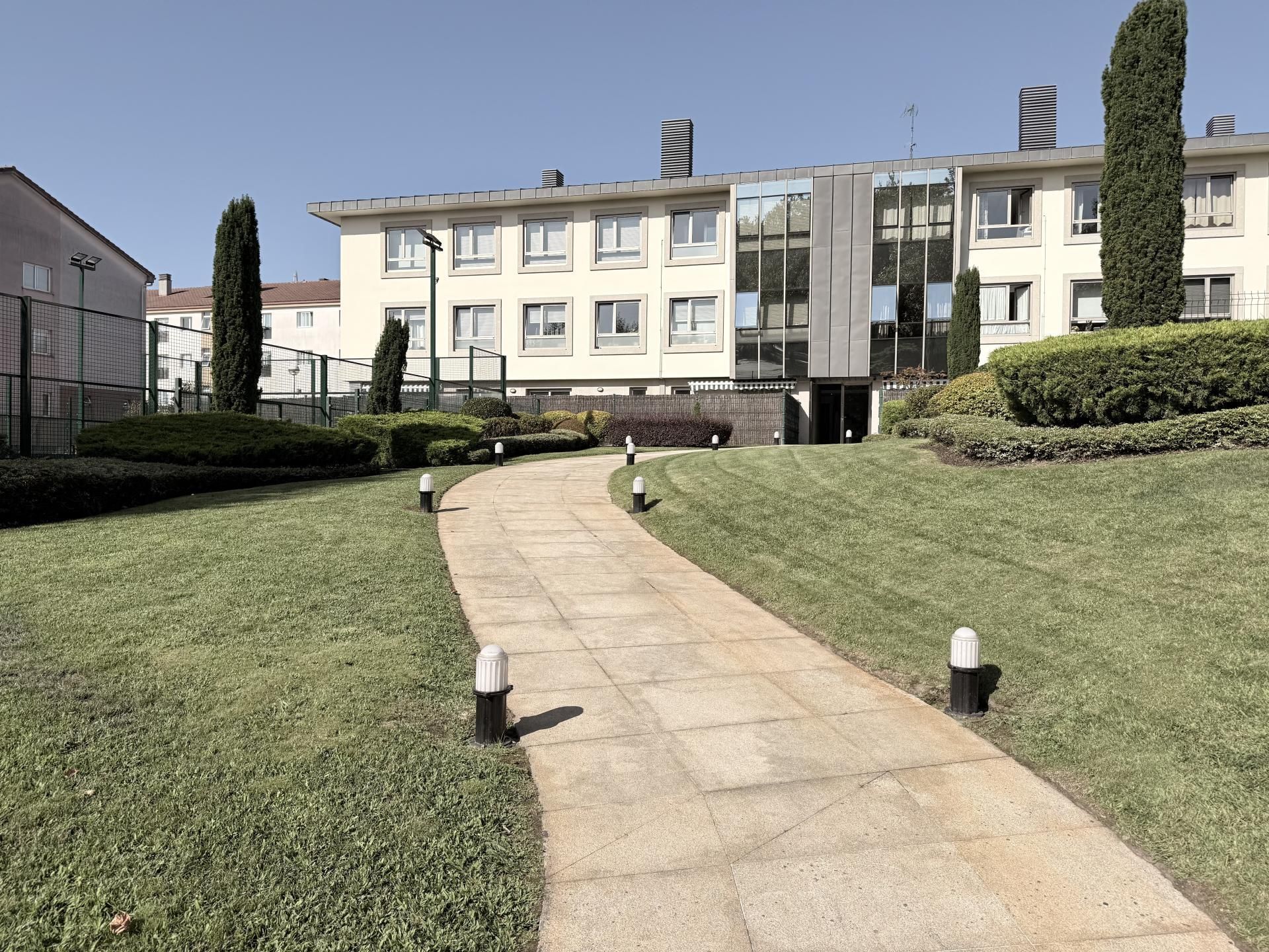 Exterior view of Flat to rent in Oleiros  with Heating, Private garden and Storage room