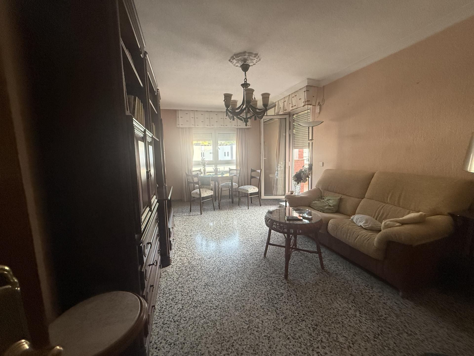 Sala de estar de Piso en venta en  Jaén Capital con Aire acondicionado, Calefacción y Parquet
