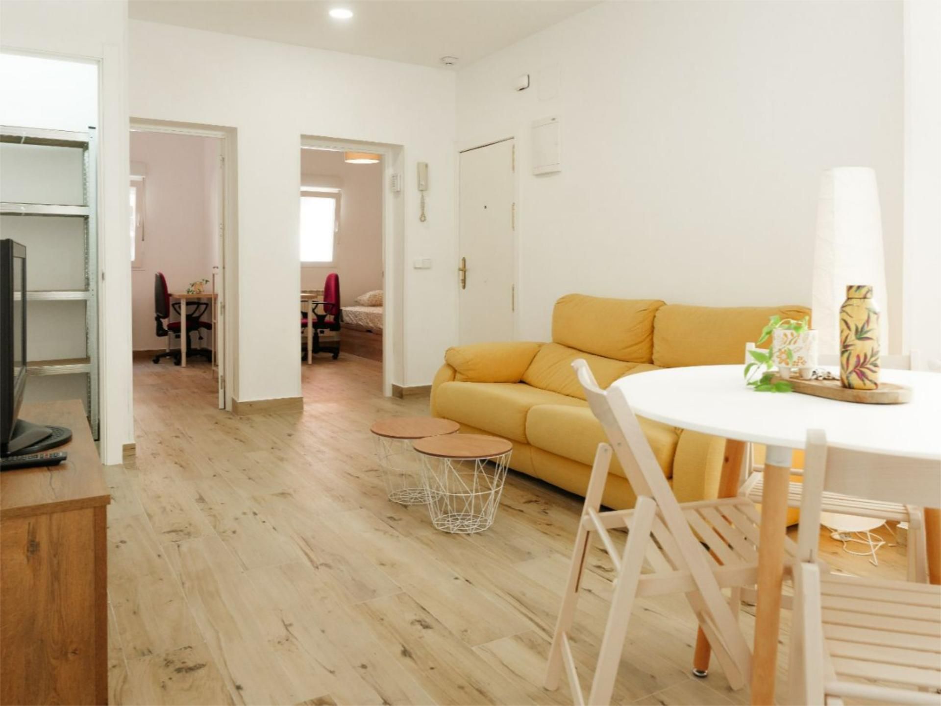 Sala de estar de Piso de alquiler en  Madrid Capital con Calefacción y Amueblado
