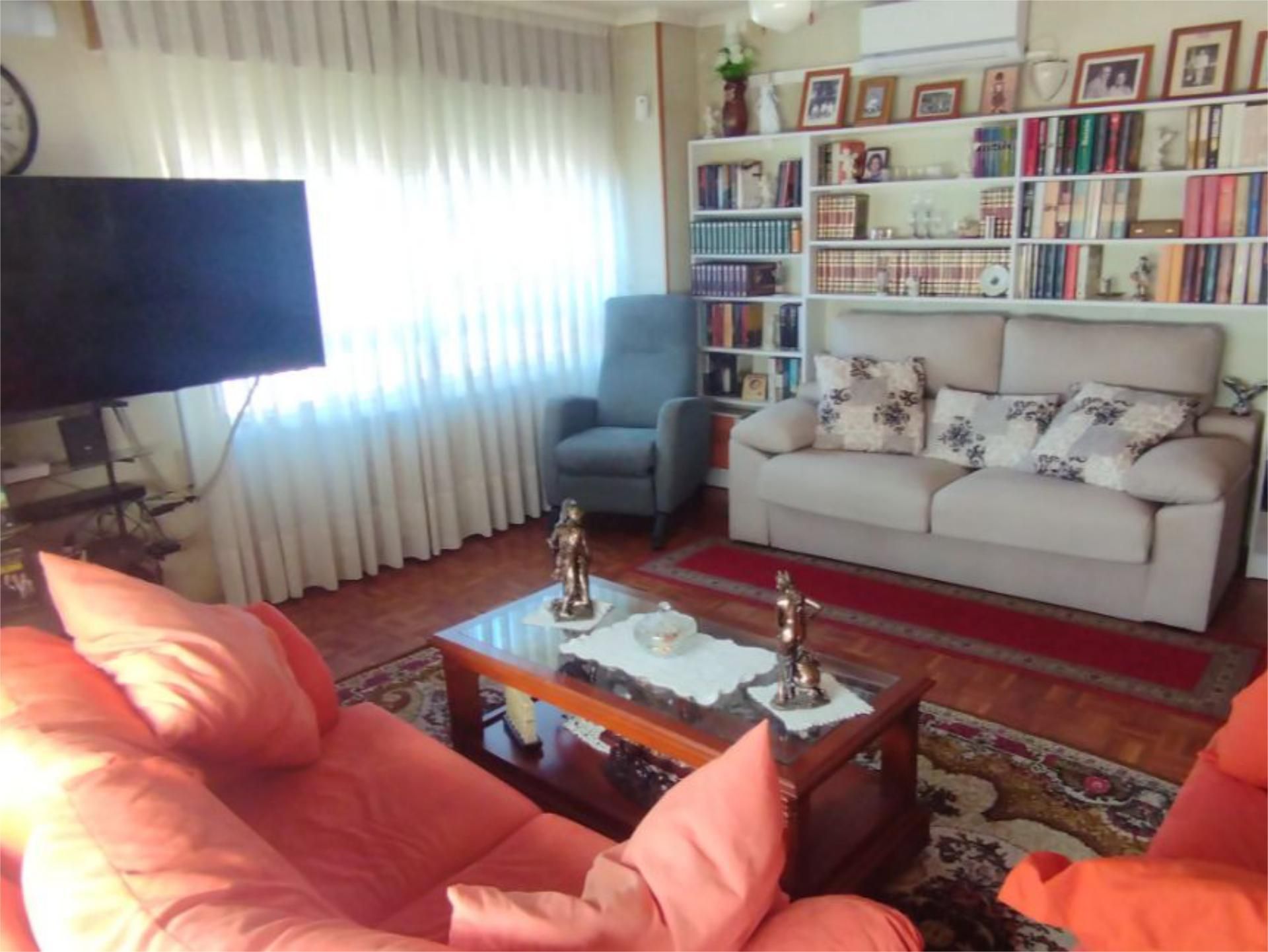 Sala d'estar de Pis en venda en Tordesillas amb Aire condicionat i Balcó