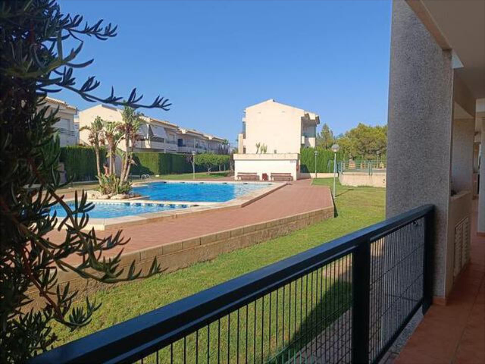 Piscina de Apartamento de alquiler en La Nucia con Calefacción, Jardín privado y Terraza