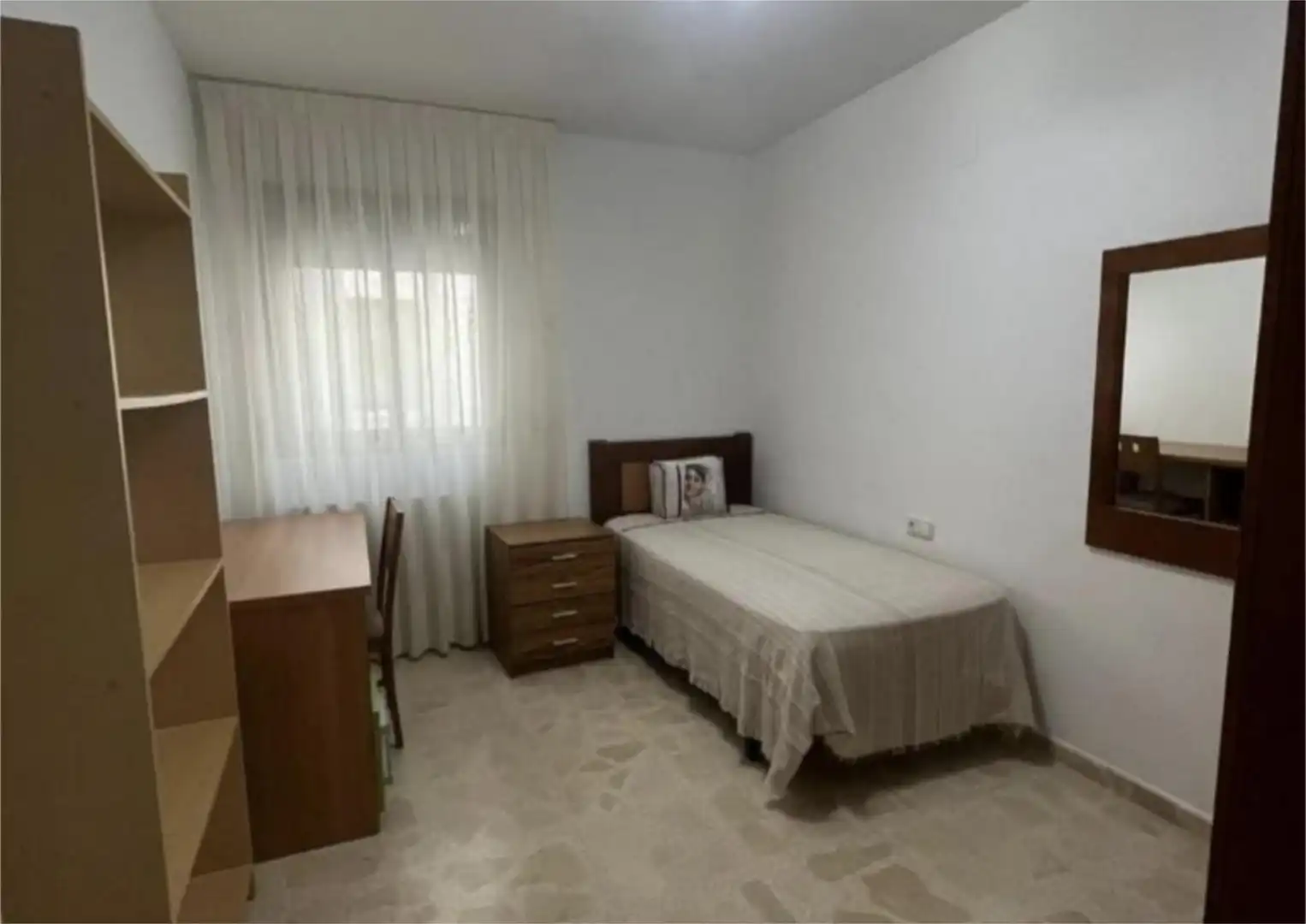 Flat for rent in Calle Puerta de Murcia, 13, Carretas - Pajarita Flat for rent in Calle Puerta de Murcia, 13, Carretas - Pajarita