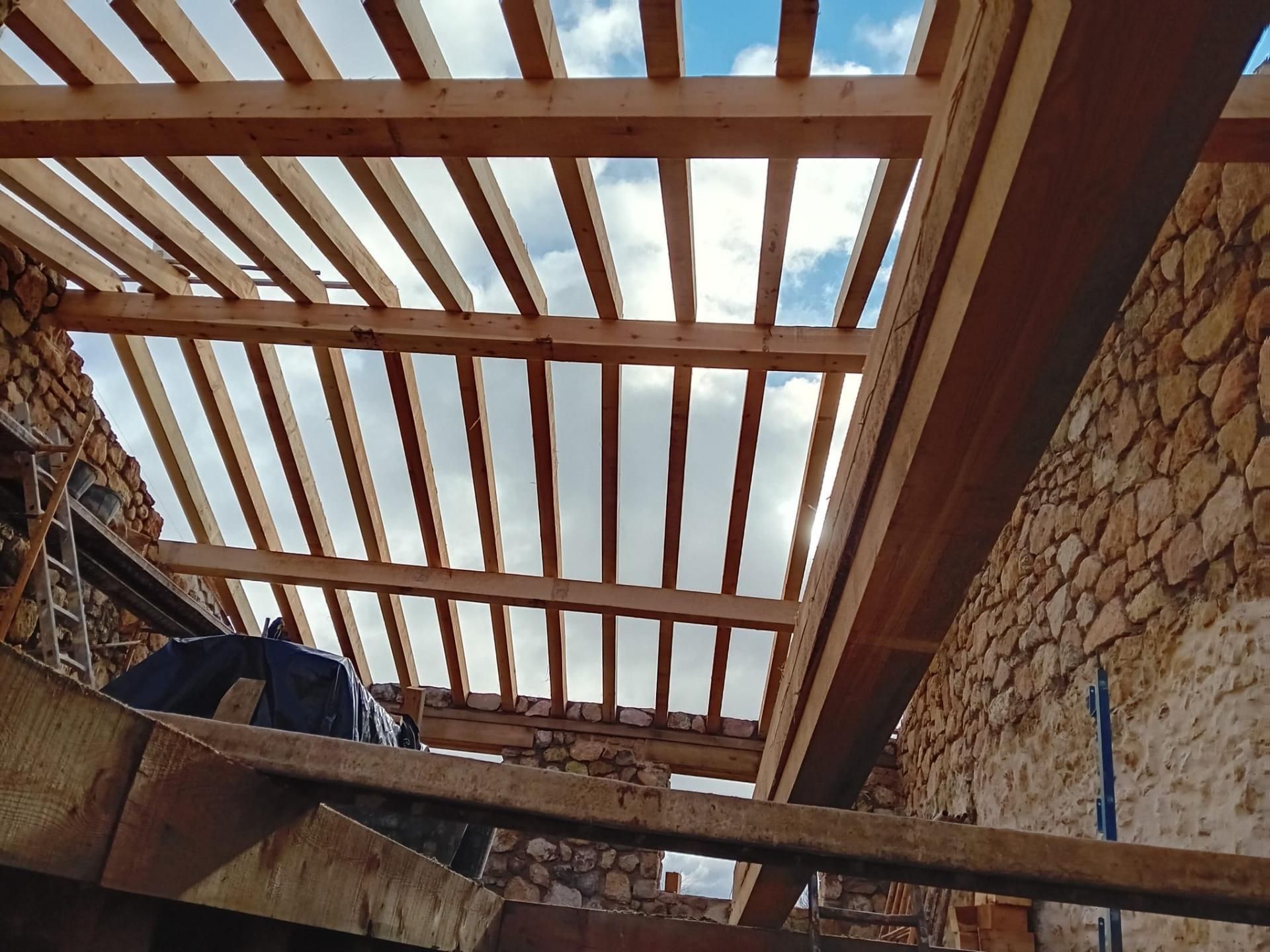 Vista exterior de Finca rústica en venda en Adrados amb Jardí privat, Parquet i Traster