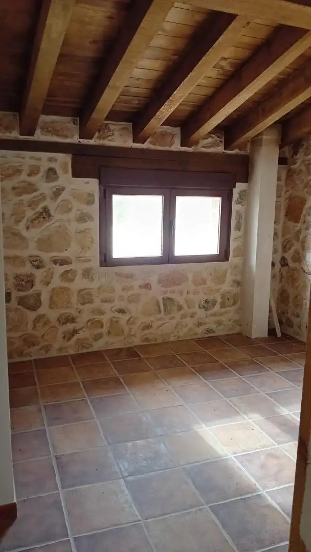 Country house zum Verkauf in Calle Cozuelos, 8, Adrados Country house zum Verkauf in Adrados mit Privatgarten, Parkett und Abstellraum