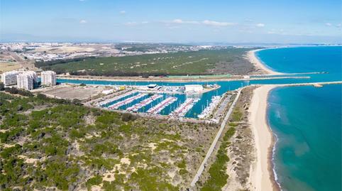 Piso en venta en Carrer Basilio Paredes, 13, Puerto Deportivo, Alicante - imagen 2 Foto 2 de Piso en venta en Carrer Basilio Paredes, 13, Puerto Deportivo, Alicante