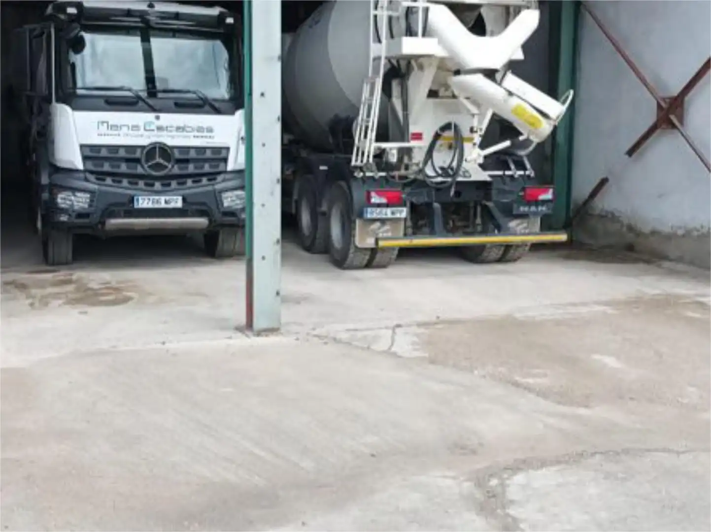 Parking de Nave industrial de alquiler en Andújar con Aire acondicionado y Calefacción
