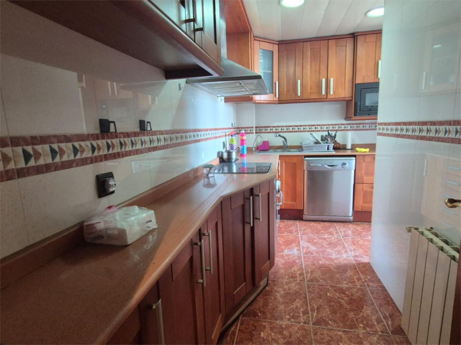 Kitchen of Flat for sale in L'Hospitalet de Llobregat