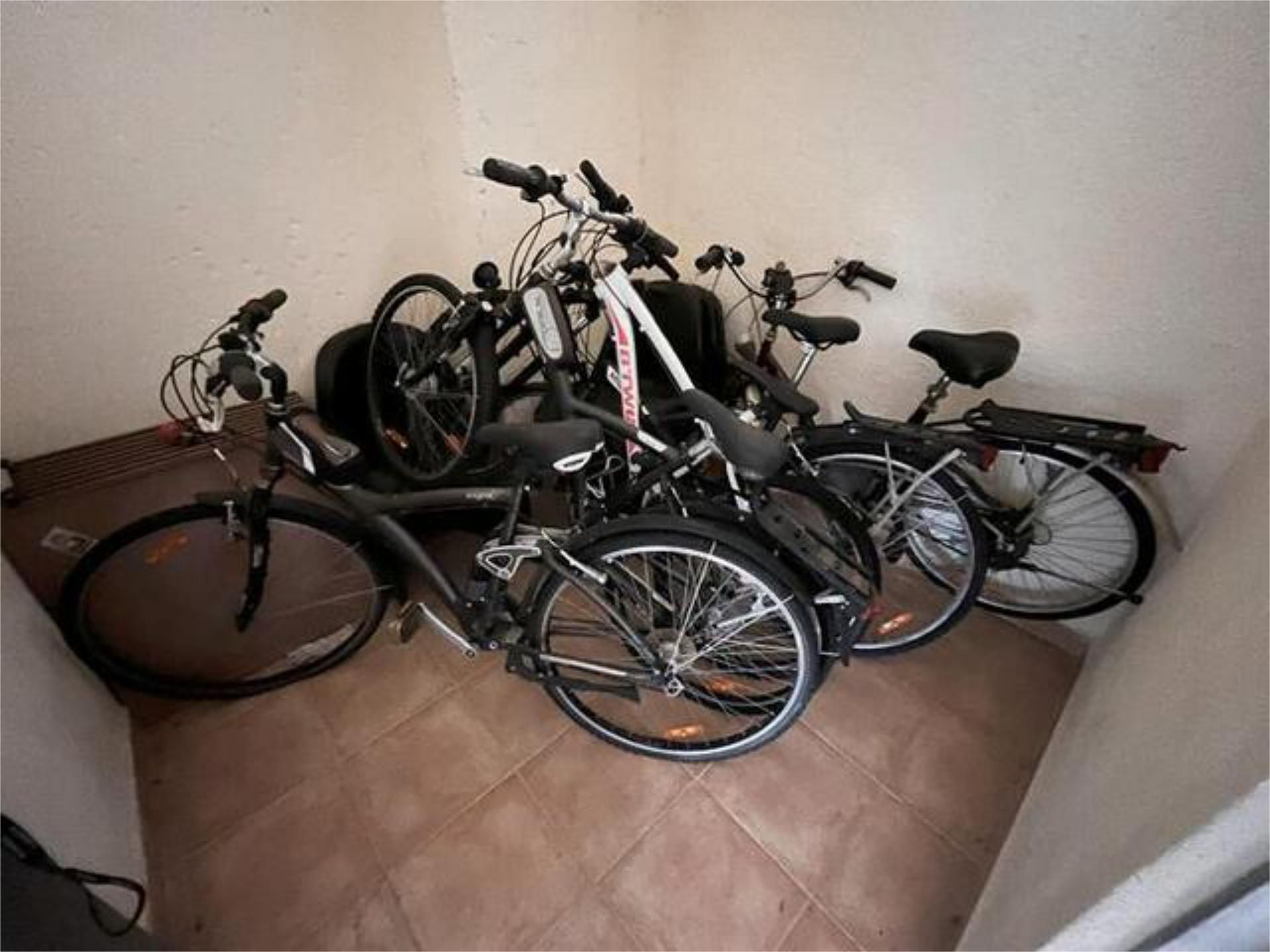 Parking de Trastero de alquiler en  Madrid Capital